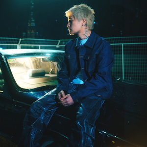 二次元美女18🚫隐私免费
